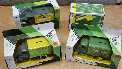 Unopened John Deere Models/Toys/Banks