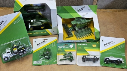 Unopened John Deere Models/Toys