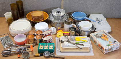 Kitchen Gadgets, Food Prep Dishes, Tableware