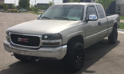 BANK OWNED - 2002 GMC SIERRA 2500 - 4X4