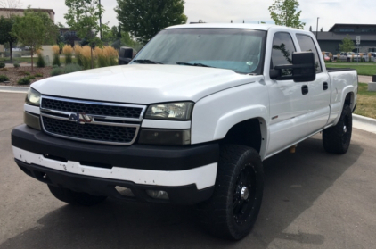 BANK OWNED - 2005 CHEVROLET SILVERADO 2500 - DURAMAX DIESEL