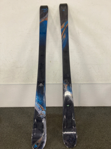 Pair of Skis