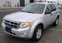 2008 FORD ESCAPE - HEATED SEATS!