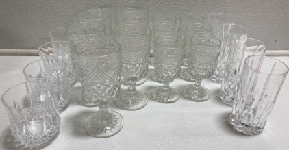 (4) Sets of Matching Glassware