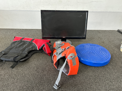 Dog life jackets, Foot Massager, Acer Computer Monitor