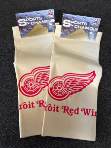 Pair of Sports Chamois Super Absorbent Towel “Detroit Red Wings”