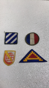 (4) Original Vintage WW2 To Vietnam Era Air Force Army Badge Patches Including WW2 US Army Ground Force Patch!!