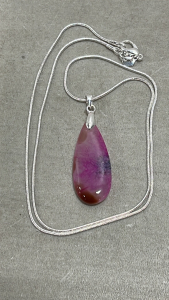 (1) 20.80ct Peach Geode Gemstone Teardrop .925 Necklace