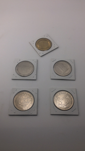 (5) Vintage Las Vegas Casino Gaming Tokens Caesar&rsquo;s Palace And More