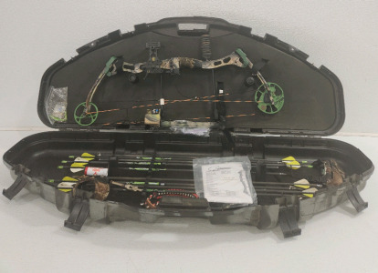 Bear 29" Complete Archery Set With Hard Case