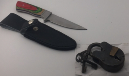(1) 3&rdquo; Wild Deer Hunter Fixed Blade Knife With Sheath (1) Antique Iron Lock With Keys