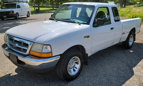 1999 Ford Ranger - Clean!