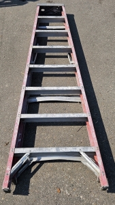 <MB> 8' Fiberglass Step-ladder