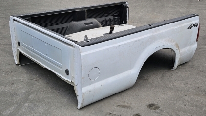 <MB> Ford F-250 Pickup Bed w/ Tailgate, Bumper, & Hitch Receiver
