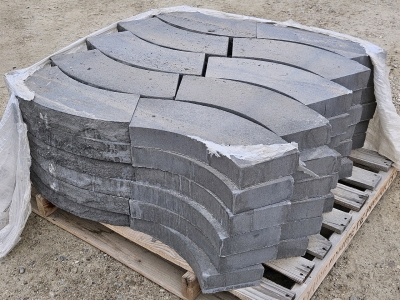 <Offsite> (60) Charcoal Wall Cap Blocks