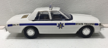 Collectible Jim Beam Blue State Trooper Car Rare