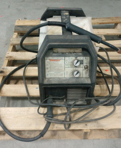 Hobart Handler 120 CV Power Source And Wire Feeder