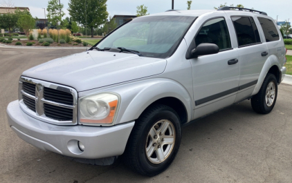 2006 DODGE DURANGO - 3RD ROW SEATING - RUNS WELL