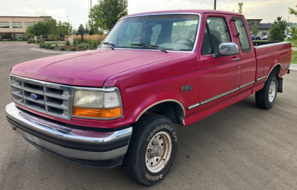 1994 FORD F-150 - ONLY 101K MILES - 4X4 - GOOD TRUCK