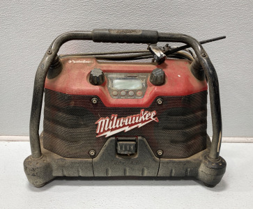 Milwaukee Heavy Duty Worksite Radio Tested