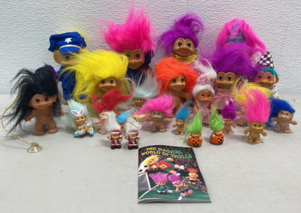 (24) Trolls, (2) Sets Holiday Troll Earings