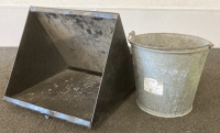 Feeder Attachment and Metal Bucket