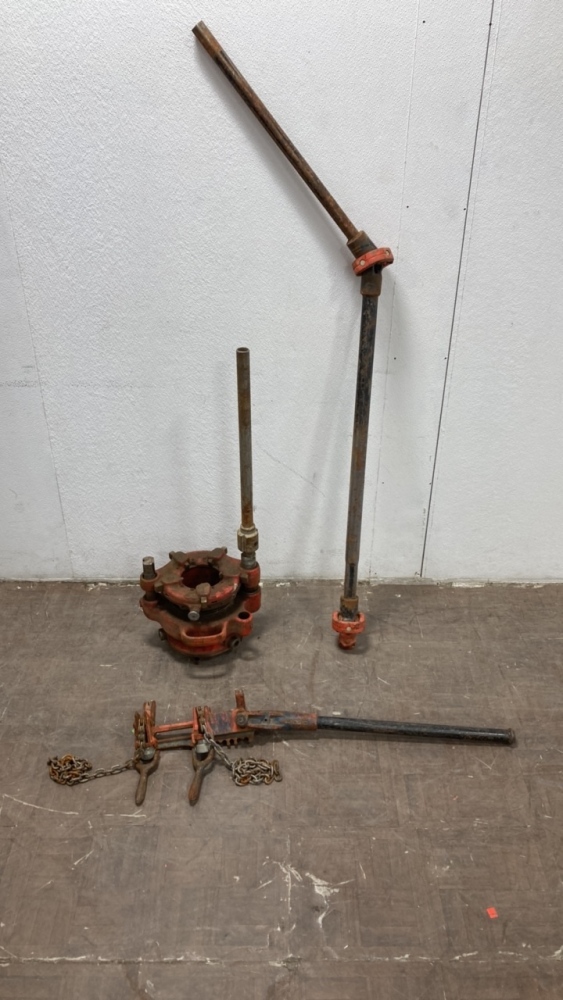 Ridgid Pipe Threader 24” (Hog Head)