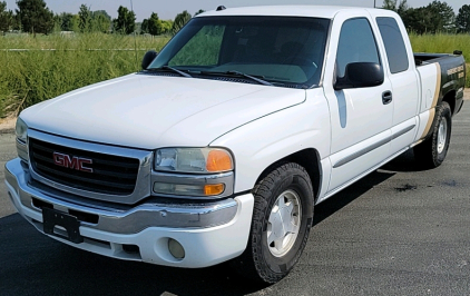 2004 GMC Sierra - Bed Liner!