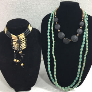 (4) Womens Beautiful Beaded Necklaces