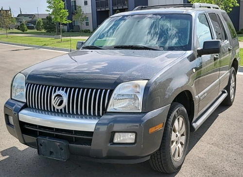 2007 MECURY MOUNTIANEER - AWD!