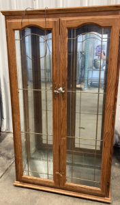 Lighted Mirrored Display Case