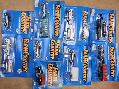 Unopened Farm Country Models/Toys