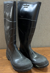 Rubber Boots Size 8M -10W