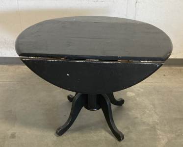 Black Table