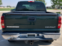 2005 CHEVROLET SILVERADO - 4X4 - RUNS WELL - 5