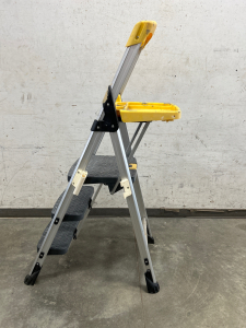 Ladder with Shelf