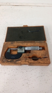 Mitutoyo 193-211 0-1" Mechanical Rolling Digital Outside Micrometer .0001"