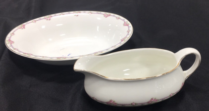 Gravy Boat and Matching Serving Bowl