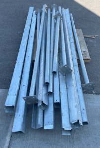 (9) 122&rsquo;&rsquo; x 4&rsquo;&rsquo; Rectangle Metal Poles, (7) 96 1/2&rsquo;&rsquo; x 6&rsquo;&rsquo; Round Metal Poles With Square Base