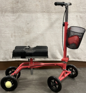 Knee scooter w/ Cushions