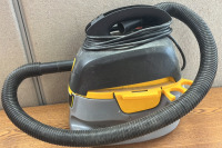 Stinger Wet/ Dry Vac - 3