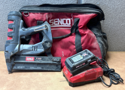 Senco F-16S Finish Nailer With Bag, Battery And Charger