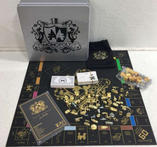 Monopoly Signature Token Edition New in Box