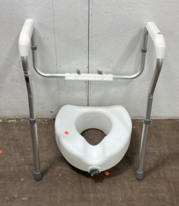 Nova Toilet Seat And Safety Rails