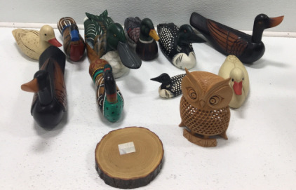 (10) Decorative Wood Ducks, Wood Owl, Wood Piece