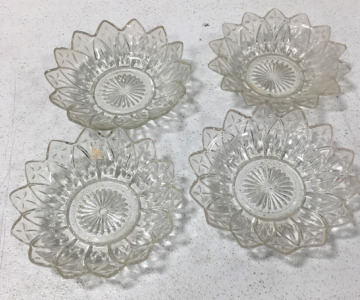 (4) Vintage Federal Clear Glass Petal Line Candle Holders+Dish
