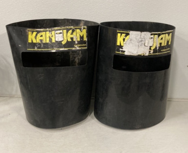 1 Set Of Kan Jam Game Targets, (1) Large Bag Of Yarn And Other Materials