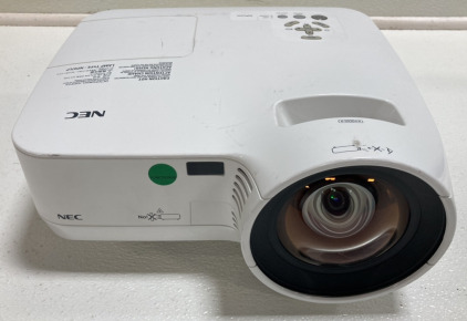 NEC NP600s Projector