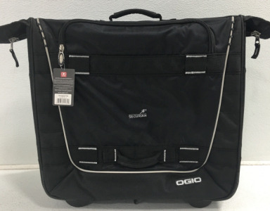 Ogio Wardrobe Transporter on Wheels