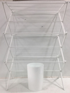 Large White Towel Rack & Trash Can